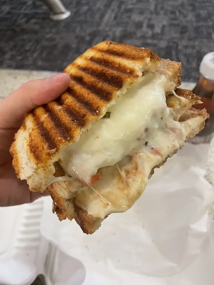 Caprese Sandwich